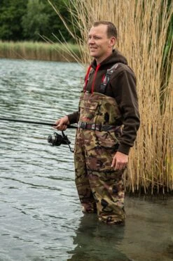 Ultimate Nylon Chest Wader Camo -Sports - Fishing 4fbb36cd8439d3ca